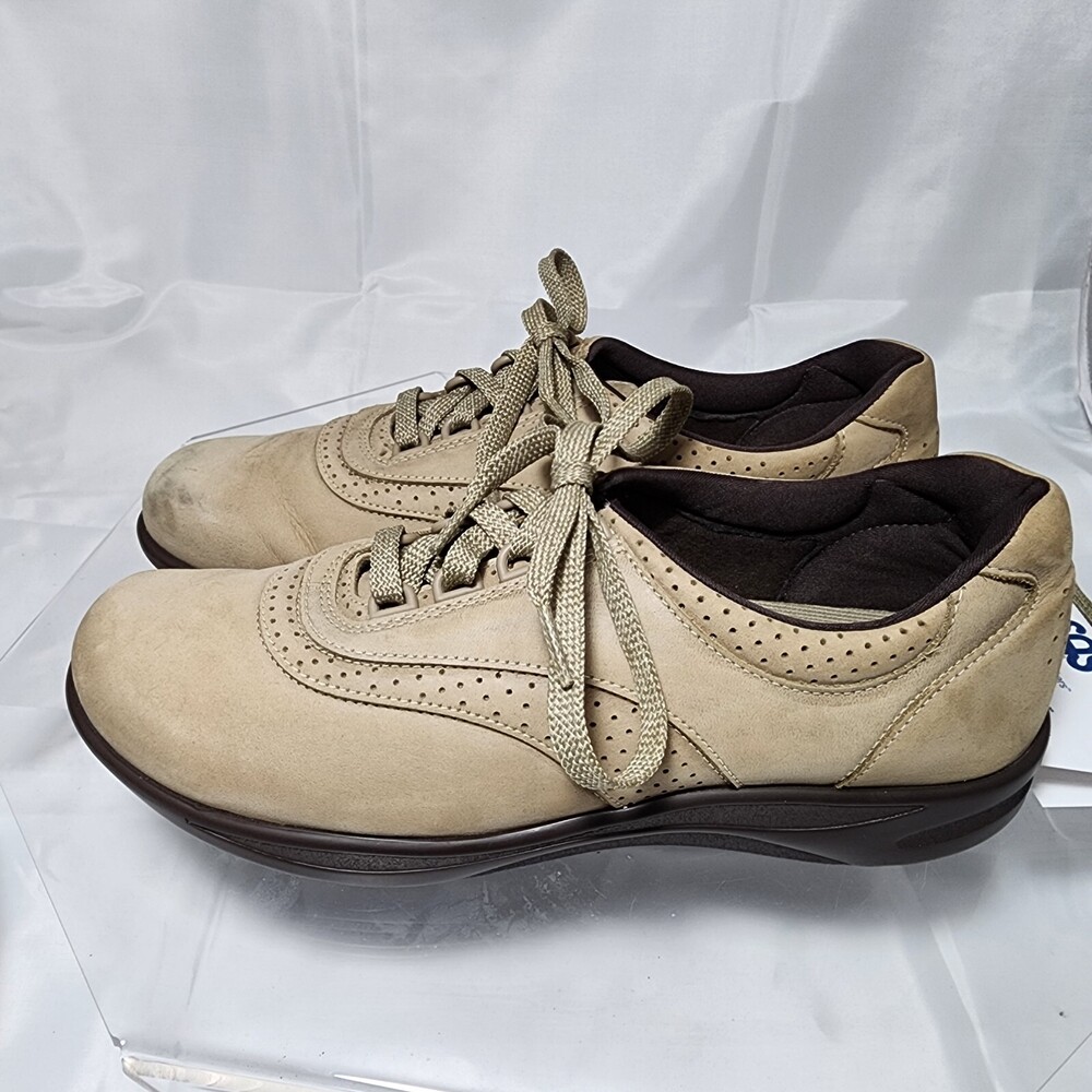 SAS Walk Easy Sage Nubuck Leather Women 10.5 N/Narrow Comfort Sneakers